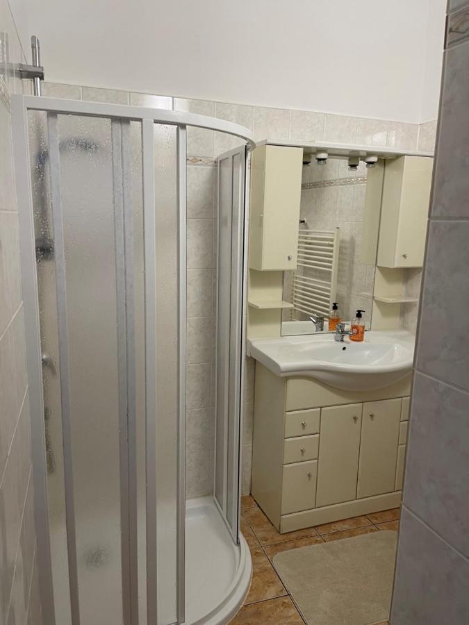 Apartman Netolice 207 Deluxe Exteriör bild