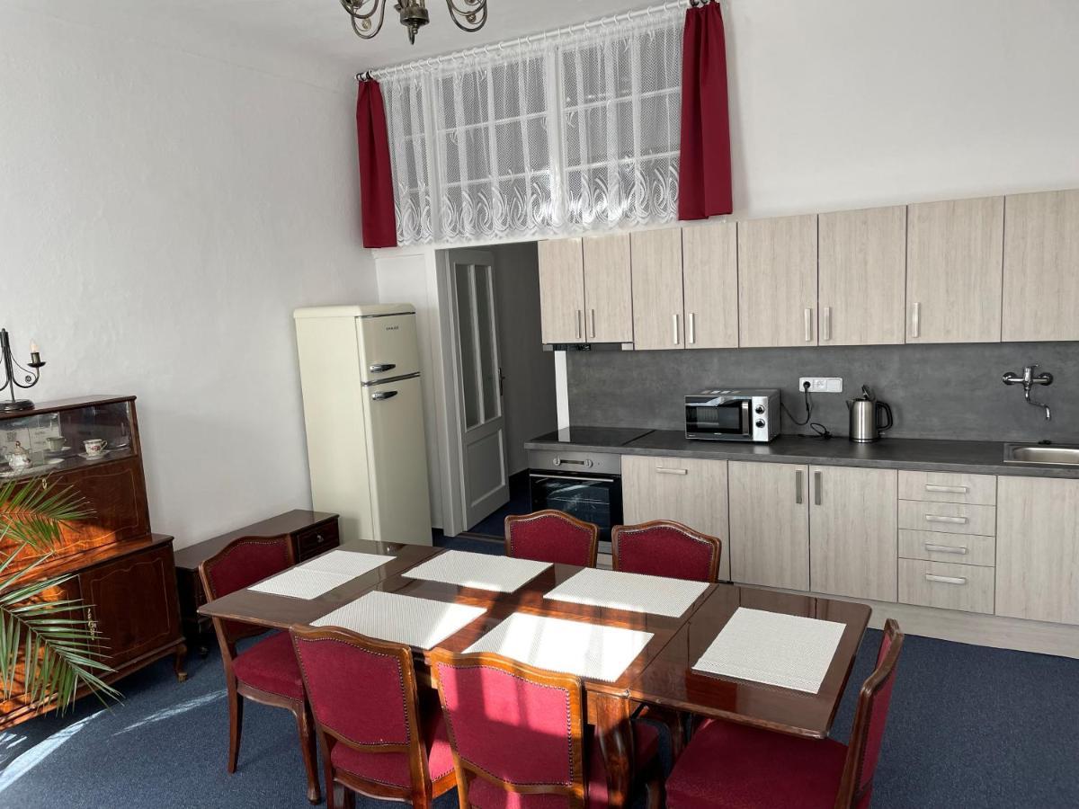 Apartman Netolice 207 Deluxe Exteriör bild